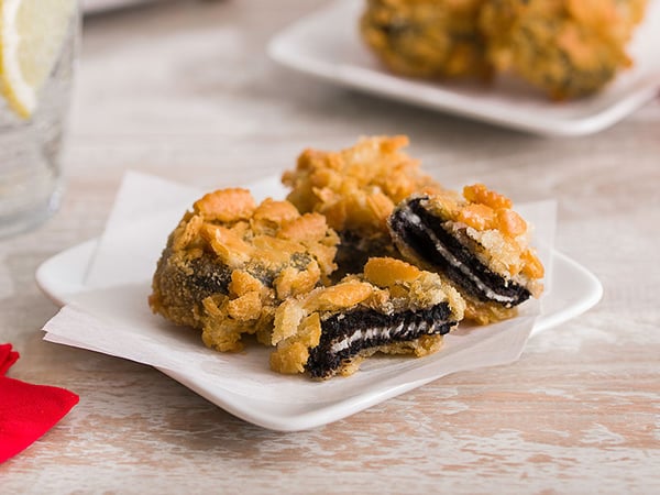 11270-003-Mondelez-Independent-Op-Strategy-Activation_RITZ_ING_REC_RITZ-Crushed-Cracker-coated-OREO-Cookies-1